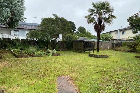 Photo of property in 1 Triangle Road, Massey, Auckland, 0614