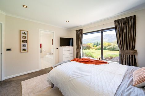 Photo of property in 88 Lachlan Avenue, Hawea Flat, Wanaka, 9382