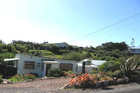 Photo of property in 3 Park Road, Surfdale, Waiheke Island, 1081