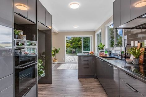 Photo of property in 156 Paremata Road, Paremata, Porirua, 5024