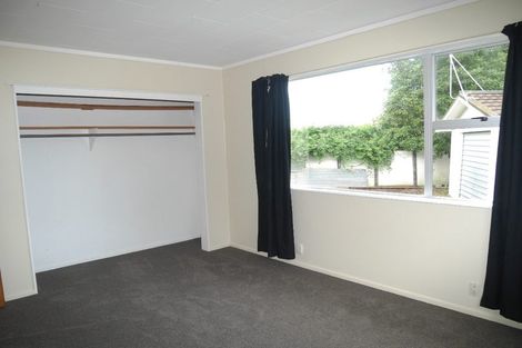 Photo of property in 43 Arawhata Road, Paraparaumu, 5032