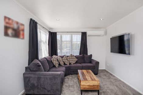 Photo of property in 42 Clyde Crescent, Roslyn, Palmerston North, 4414