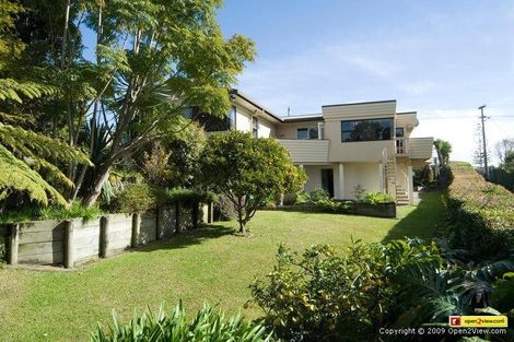 Photo of property in 100 Arran Road, Browns Bay, Auckland, 0630
