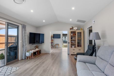 Photo of property in 76 Muirhill Street, Halswell, Christchurch, 8025