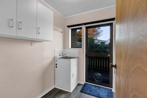 Photo of property in 8a Keats Place, Whalers Gate, New Plymouth, 4310
