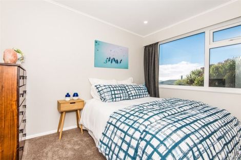 Photo of property in 31 Carluke Street, Paparangi, Wellington, 6037