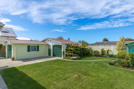 Photo of property in 82 Mclauchlan Street, Springlands, Blenheim, 7201