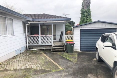 Photo of property in 1/5 Myna Place, Weymouth, Auckland, 2103