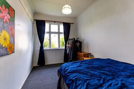 Photo of property in 15 Timaru Road, Waimate, 7924