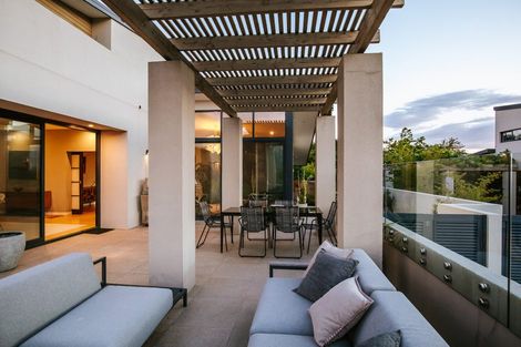 Photo of property in 8b Minaret Ridge, Wanaka, 9305