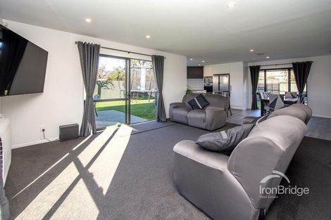 Photo of property in 34 Glasnevin Drive, Casebrook, Christchurch, 8051
