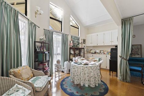 Photo of property in 96 Cardiff Road, Pakuranga, Auckland, 2010