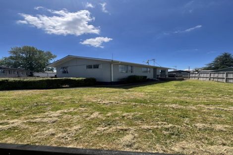 Photo of property in 4 Elmwood Crescent, Pukete, Hamilton, 3200