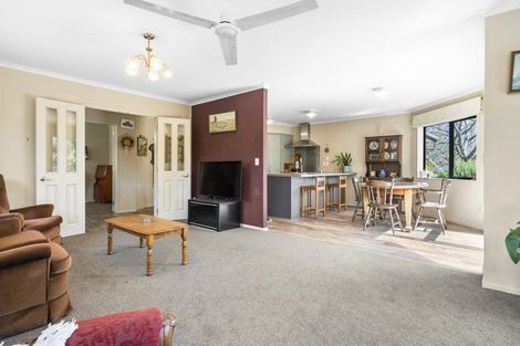 Photo of property in 11 Settler Lane, Ohaupo, 3803