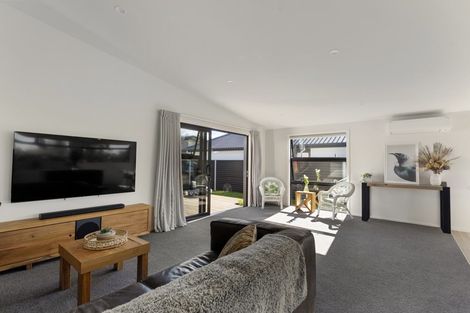 Photo of property in 12 Tana Pukekohatu Avenue, Motueka, 7120