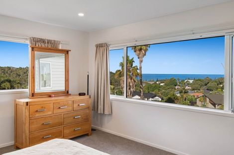 Photo of property in 8 Rakau Views, Orewa, 0931