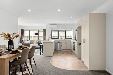 Photo of property in 23 Chadwick Place, Rototuna North, Hamilton, 3210