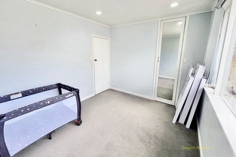 Photo of property in 8 Jellicoe Road, Murrays Bay, Auckland, 0630