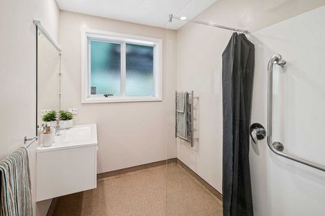 Photo of property in 25 Mortlake Street, Islington, Christchurch, 8042