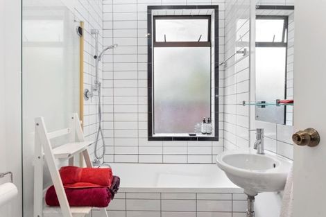 Photo of property in 10 Gambia Street, Papanui, Christchurch, 8053