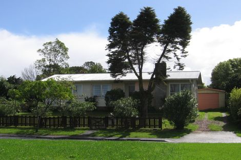Photo of property in 50 Universal Drive, Henderson, Auckland, 0610