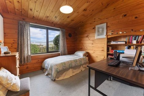 Photo of property in 31a Roband Crescent, Brown Owl, Upper Hutt, 5018