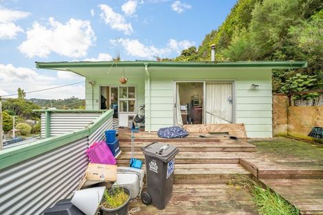 Photo of property in 15 John Street, Stokes Valley, Lower Hutt, 5019