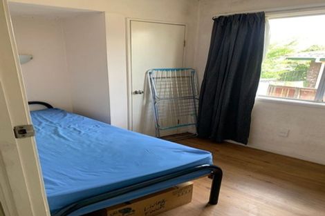 Photo of property in 5 Vanbrugh Place, Bucklands Beach, Auckland, 2014