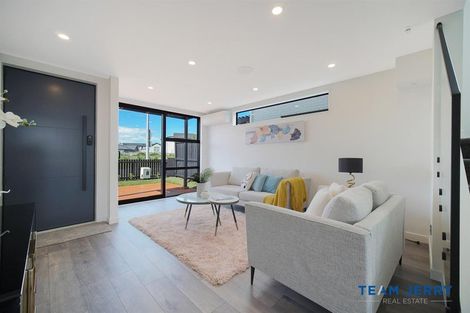 Photo of property in 61 Survila Street, Papakura, 2110