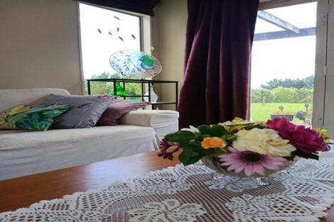 Photo of property in 92 Tutaki Road, Kelvin Grove, Palmerston North, 4470