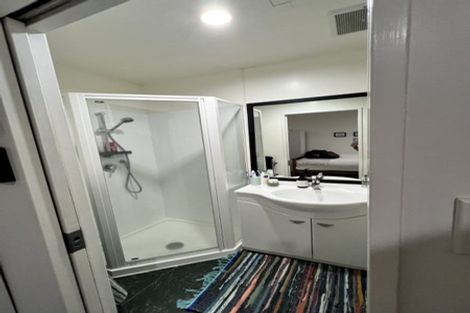 Photo of property in Atrium Apartments, 2h/154 The Terrace, Wellington Central, Wellington, 6011