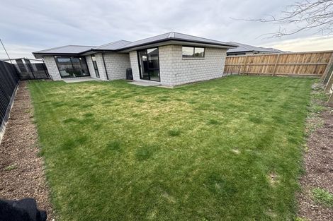 Photo of property in 30 Marcoola Drive, Rolleston, 7614