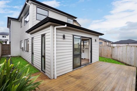 Photo of property in 11 Evelina Lane, Flat Bush, Auckland, 2019