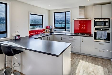 Photo of property in 37 Waiuta Street, Titahi Bay, Porirua, 5022