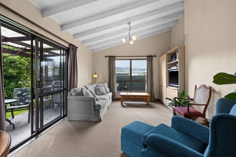 Photo of property in 18b Middle Road, Havelock North, 4130