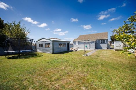 Photo of property in 42 Clyde Crescent, Roslyn, Palmerston North, 4414