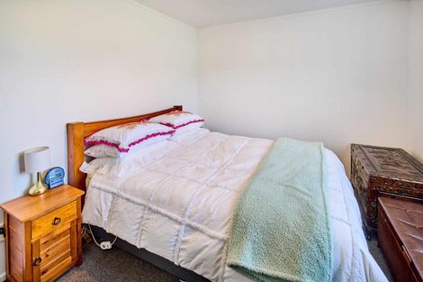 Photo of property in 2 Wellington Road, Wainuiomata, Lower Hutt, 5014
