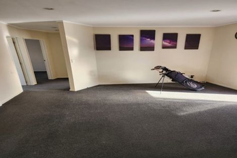 Photo of property in 38 Matipo Road, Te Atatu Peninsula, Auckland, 0610