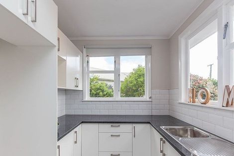 Photo of property in 14 Farmer Street, Mangere East, Auckland, 2024