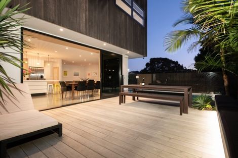 Photo of property in 147b Marine Parade, Mount Maunganui, 3116