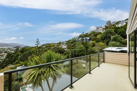 Photo of property in 29b Newport Terrace, Seatoun, Wellington, 6022