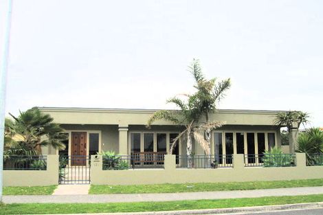 Photo of property in 271 Beach Road, Matua, Tauranga, 3110