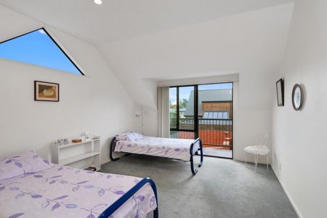 Photo of property in 16a Greers Road, Ilam, Christchurch, 8041