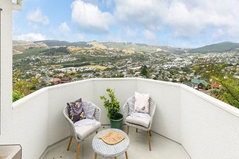 Photo of property in 13 Chastudon Place, Tawa, Wellington, 5028