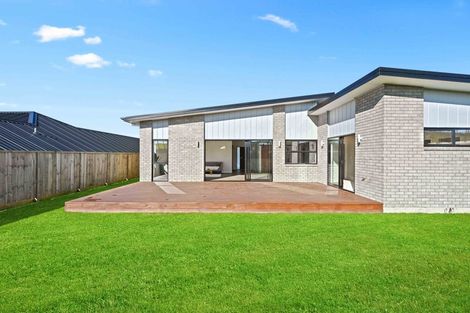 Photo of property in 52 Pinehurst Crescent, Morrinsville, 3300