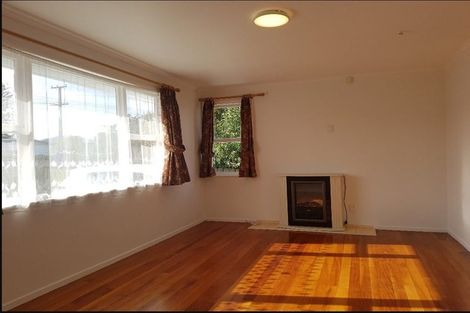 Photo of property in 6 O'connell Street, Manurewa, Auckland, 2102
