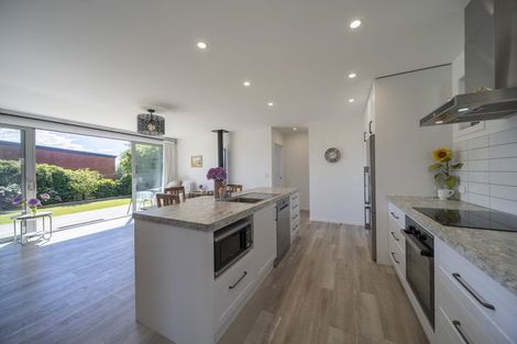 Photo of property in 37 Paton Place, Te Anau, 9600