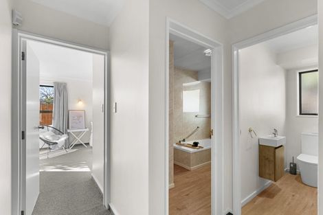 Photo of property in 1/32 Montclare Avenue, Avonhead, Christchurch, 8042