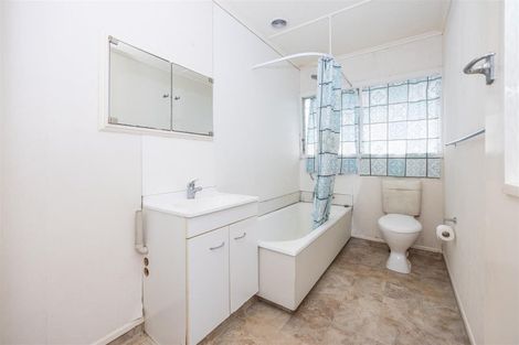 Photo of property in 8a Te Aroha Street, Hamilton East, Hamilton, 3216