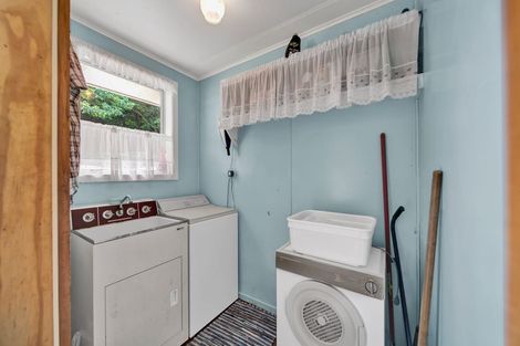 Photo of property in 14a Brixham Place, Merrilands, New Plymouth, 4312